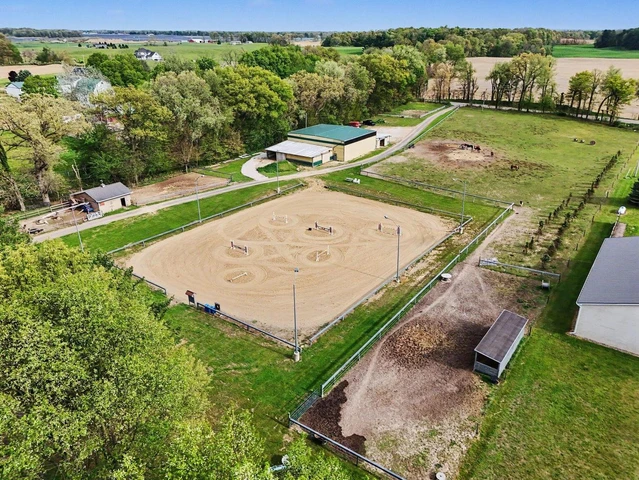 Nearby Listing Image