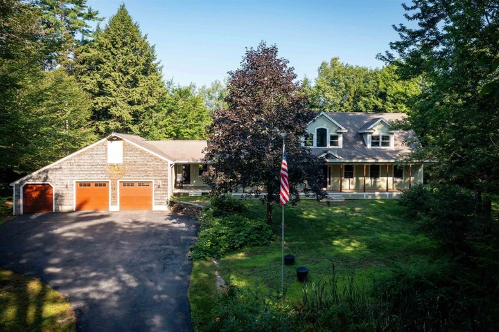 Nearby Listing Image