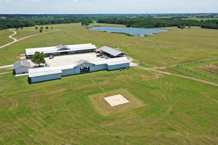 Nearby Listing Image