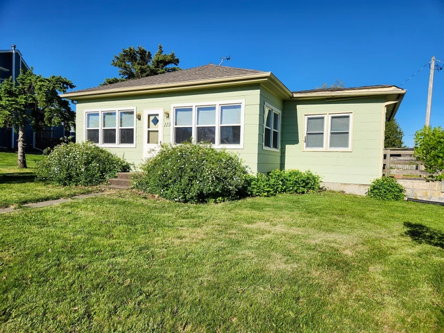 Nearby Listing Image