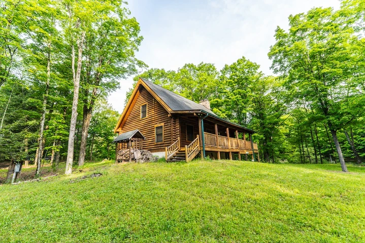 Nearby Listing Image