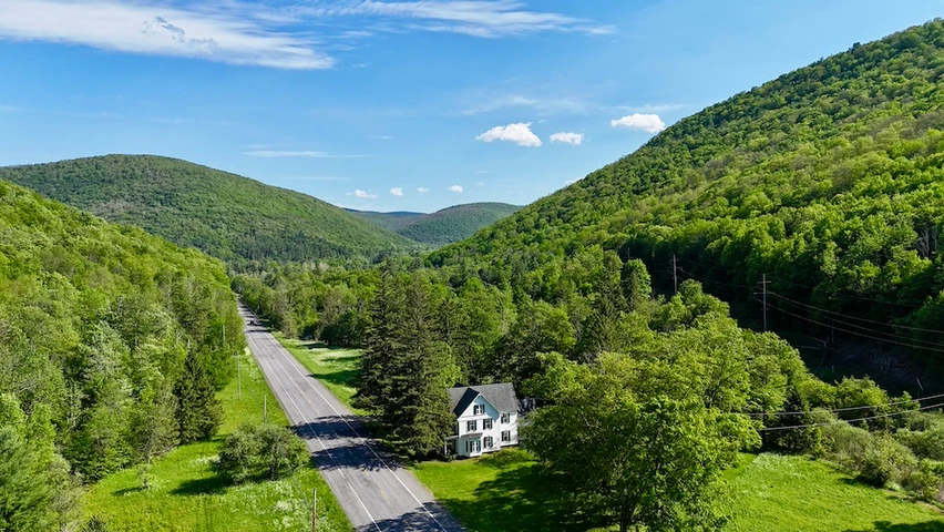 Nearby Listing Image