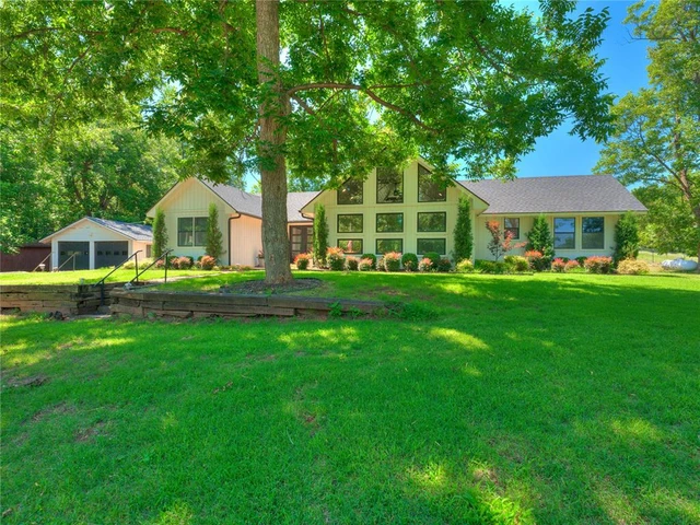 Nearby Listing Image