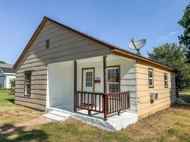 Nearby Listing Image