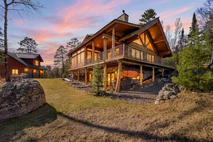 Nearby Listing Image