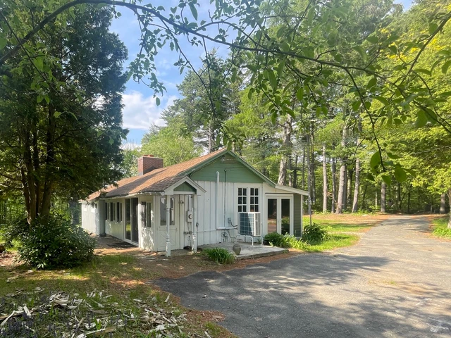 Nearby Listing Image