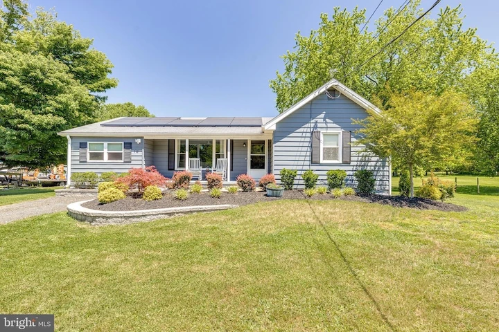 Nearby Listing Image