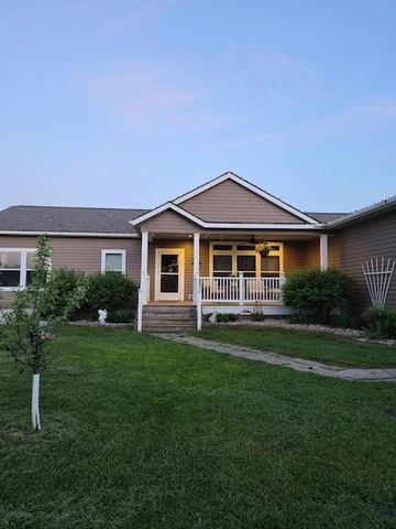 Nearby Listing Image