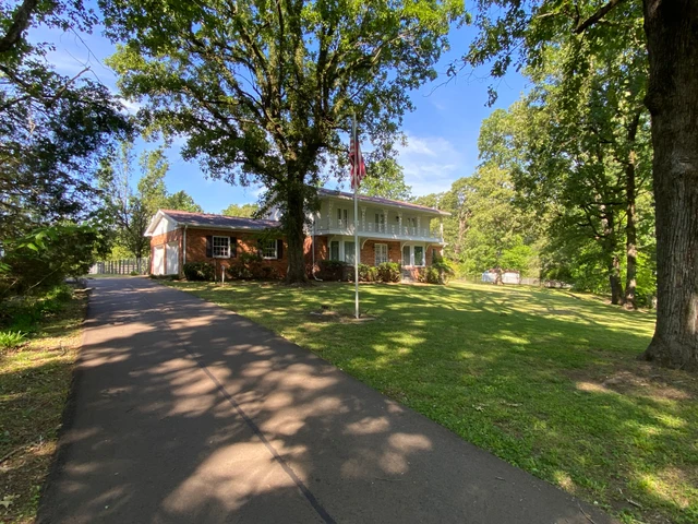 Nearby Listing Image