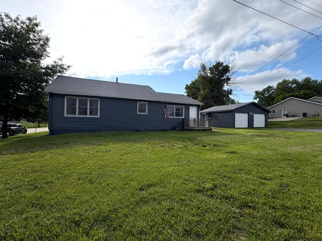 Nearby Listing Image