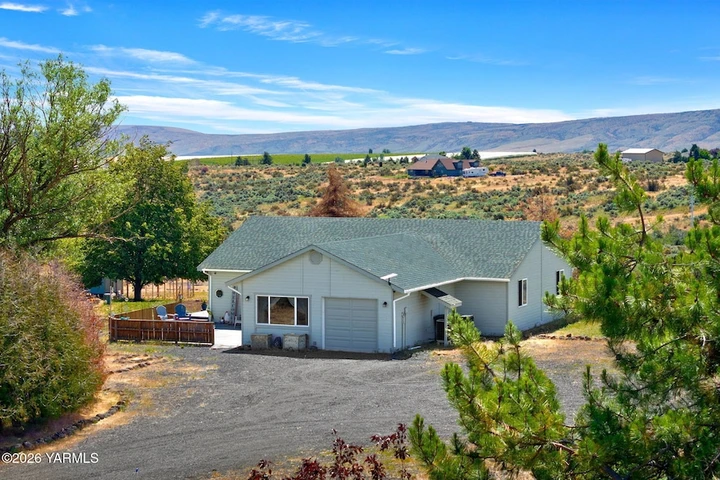Nearby Listing Image
