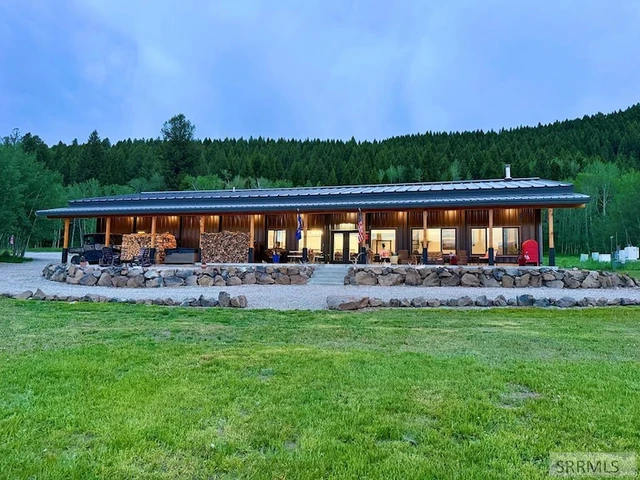 Nearby Listing Image