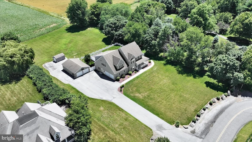 Nearby Listing Image