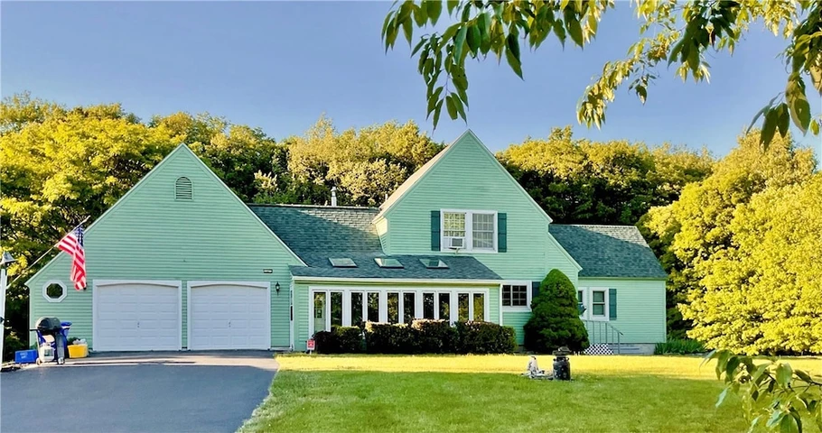 Nearby Listing Image