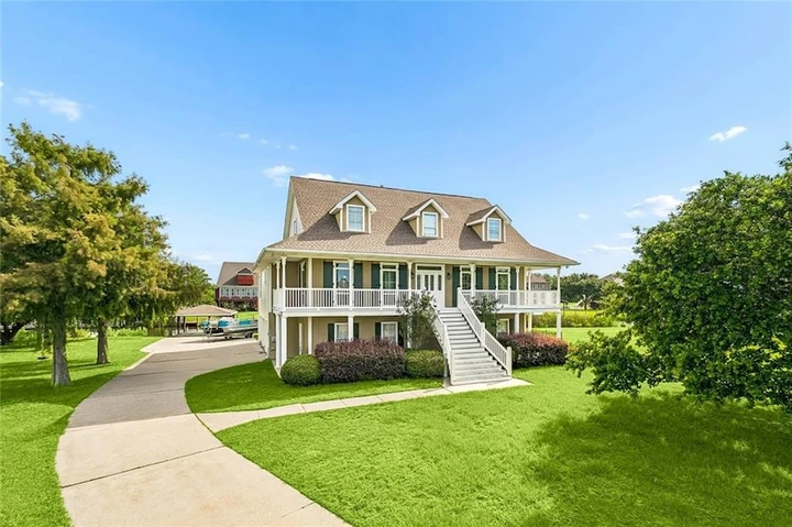 Nearby Listing Image