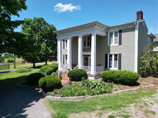 Nearby Listing Image