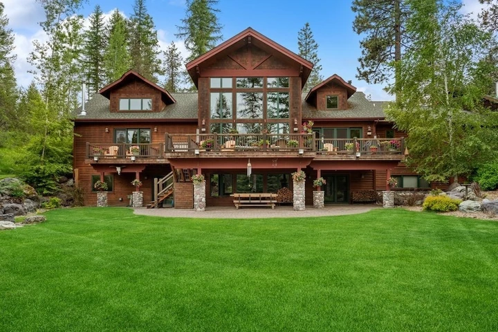 Nearby Listing Image