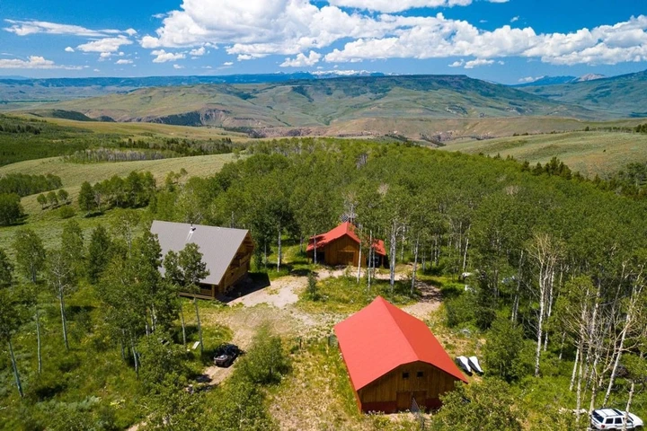 Nearby Listing Image