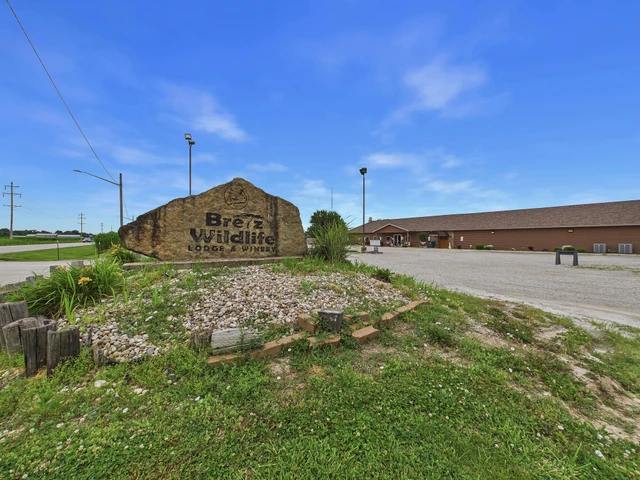 Nearby Listing Image