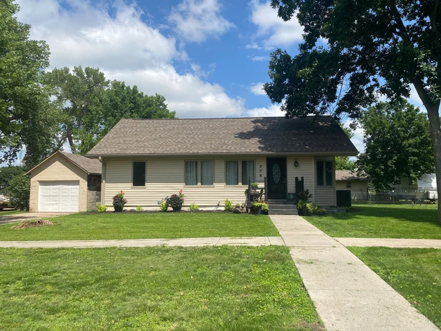Nearby Listing Image