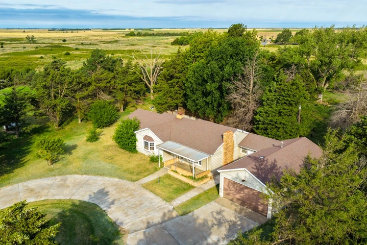 Nearby Listing Image