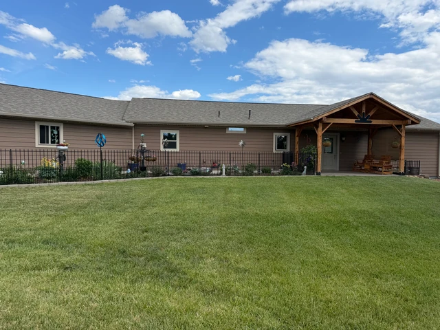 Nearby Listing Image