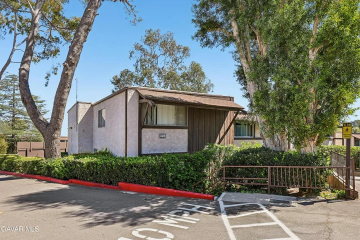 Nearby Listing Image