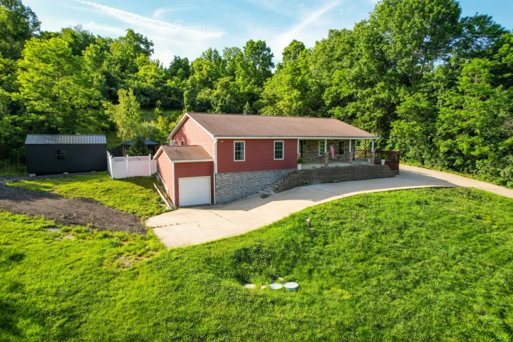 Nearby Listing Image