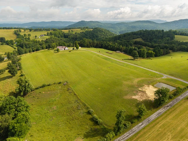 Nearby Listing Image