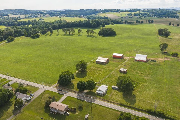 Nearby Listing Image