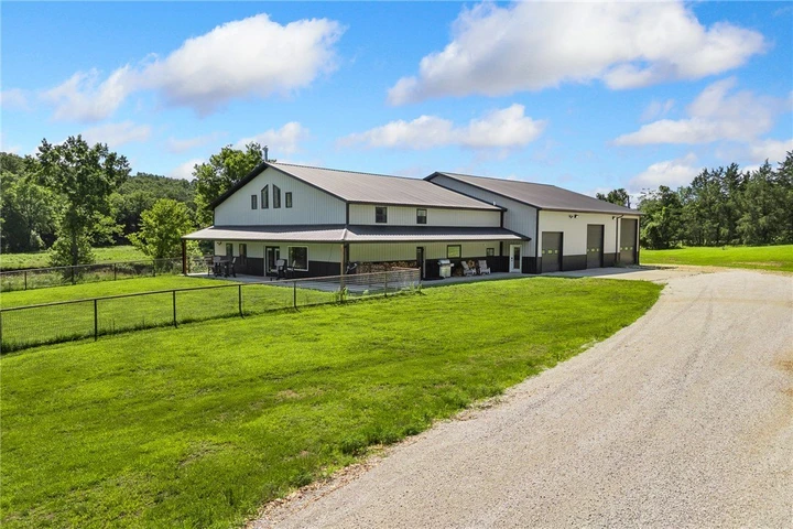 Nearby Listing Image
