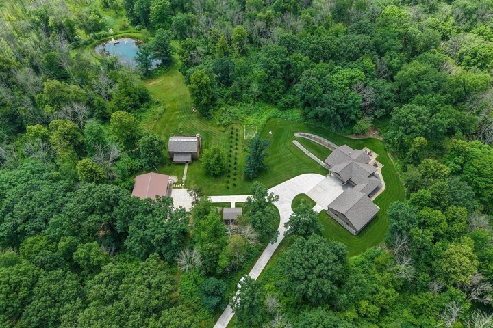 Nearby Listing Image