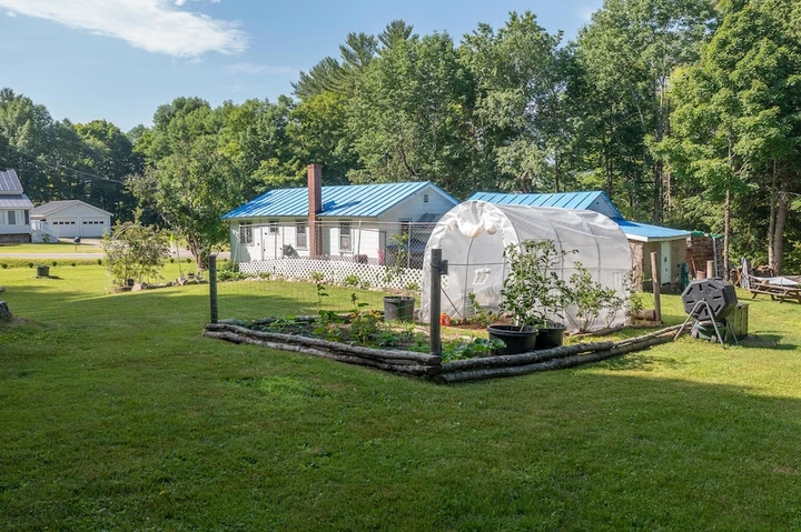 Nearby Listing Image