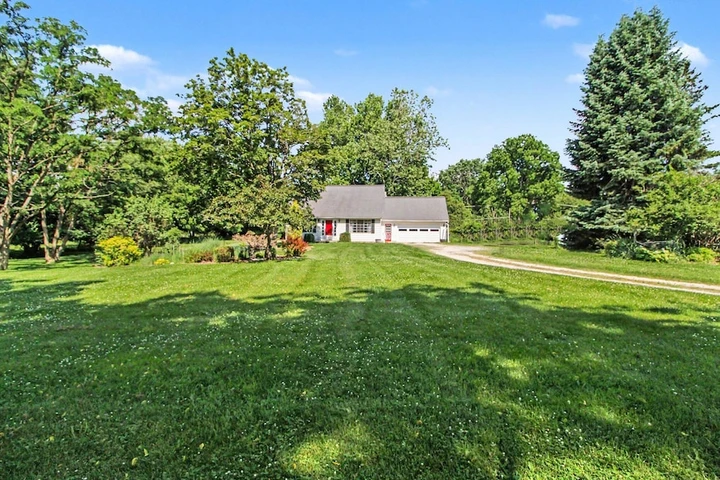 Nearby Listing Image
