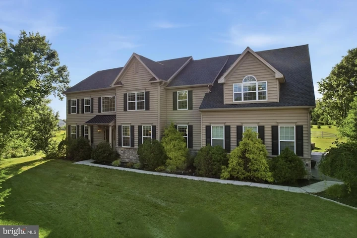 Nearby Listing Image