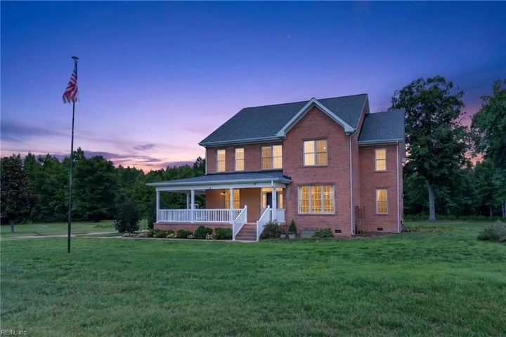 Nearby Listing Image