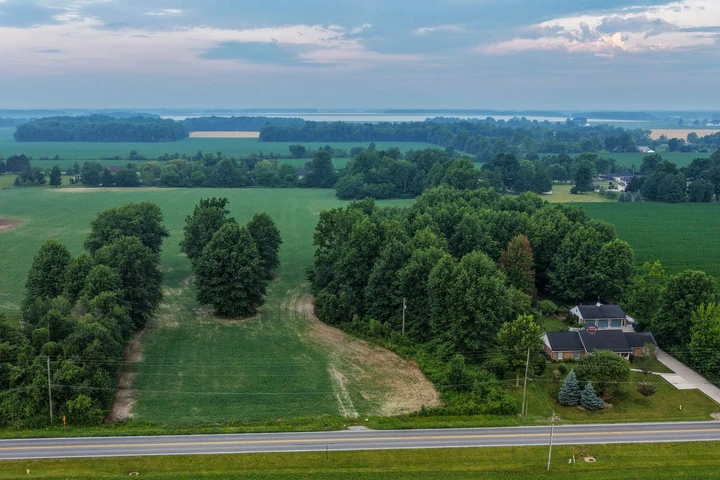 Nearby Listing Image