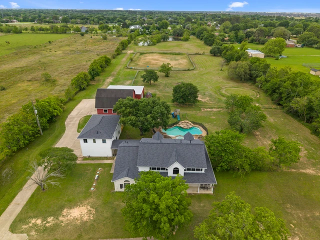 Nearby Listing Image