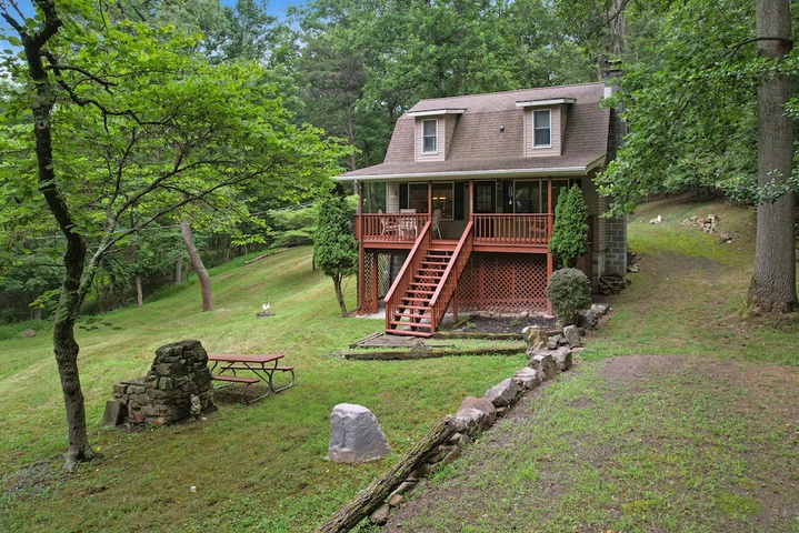 Nearby Listing Image