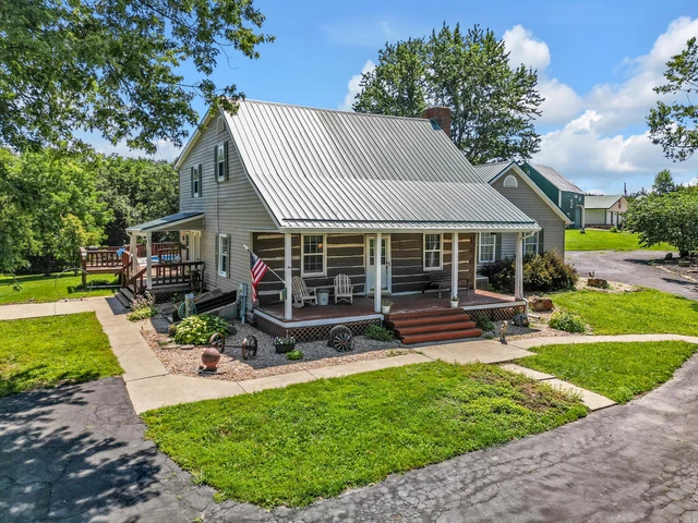 Nearby Listing Image
