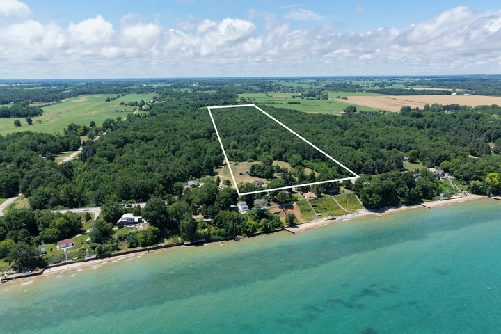 Nearby Listing Image