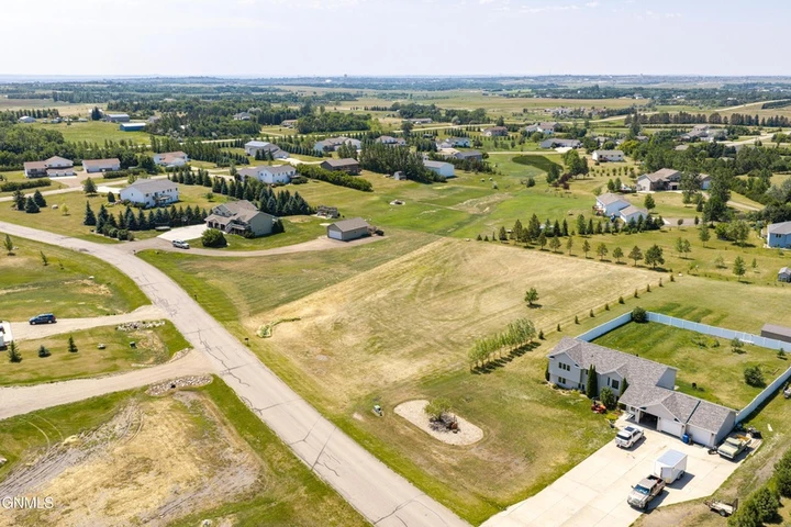 Nearby Listing Image
