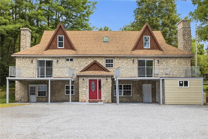 Nearby Listing Image