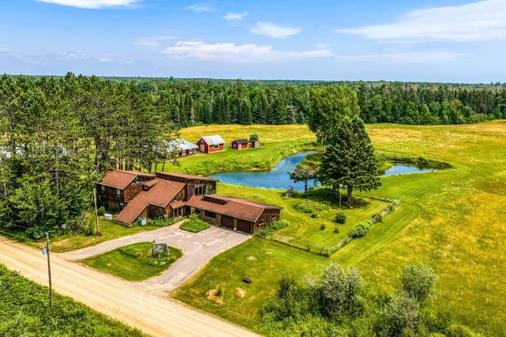 Nearby Listing Image