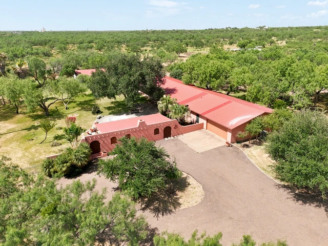 Nearby Listing Image