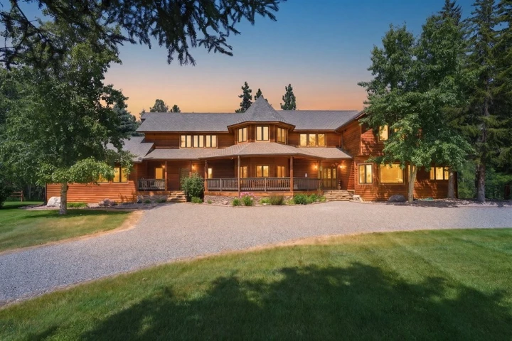 Nearby Listing Image