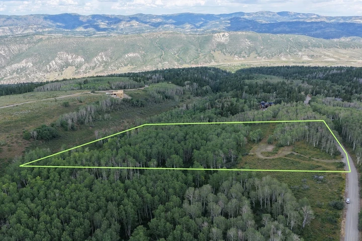 Nearby Listing Image