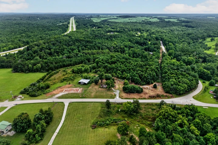 Nearby Listing Image