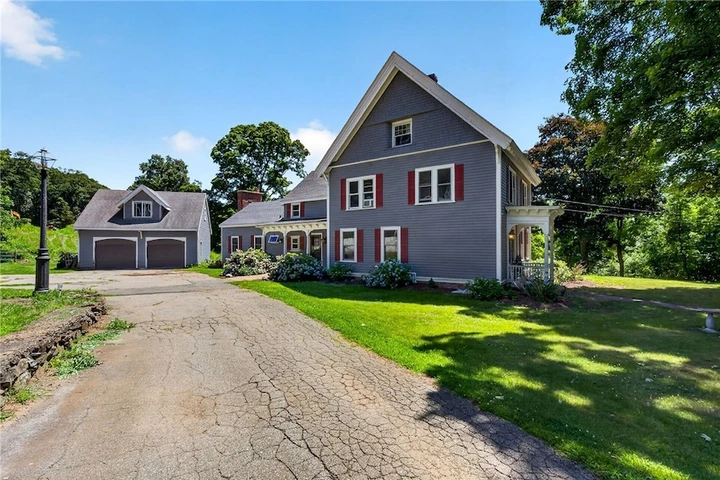 Nearby Listing Image