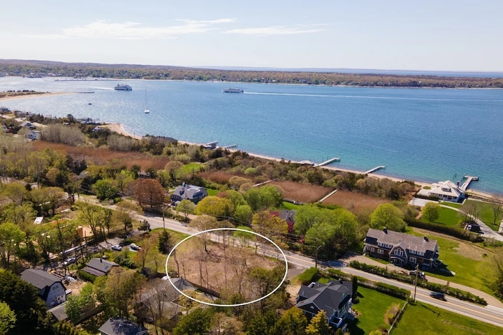 Nearby Listing Image